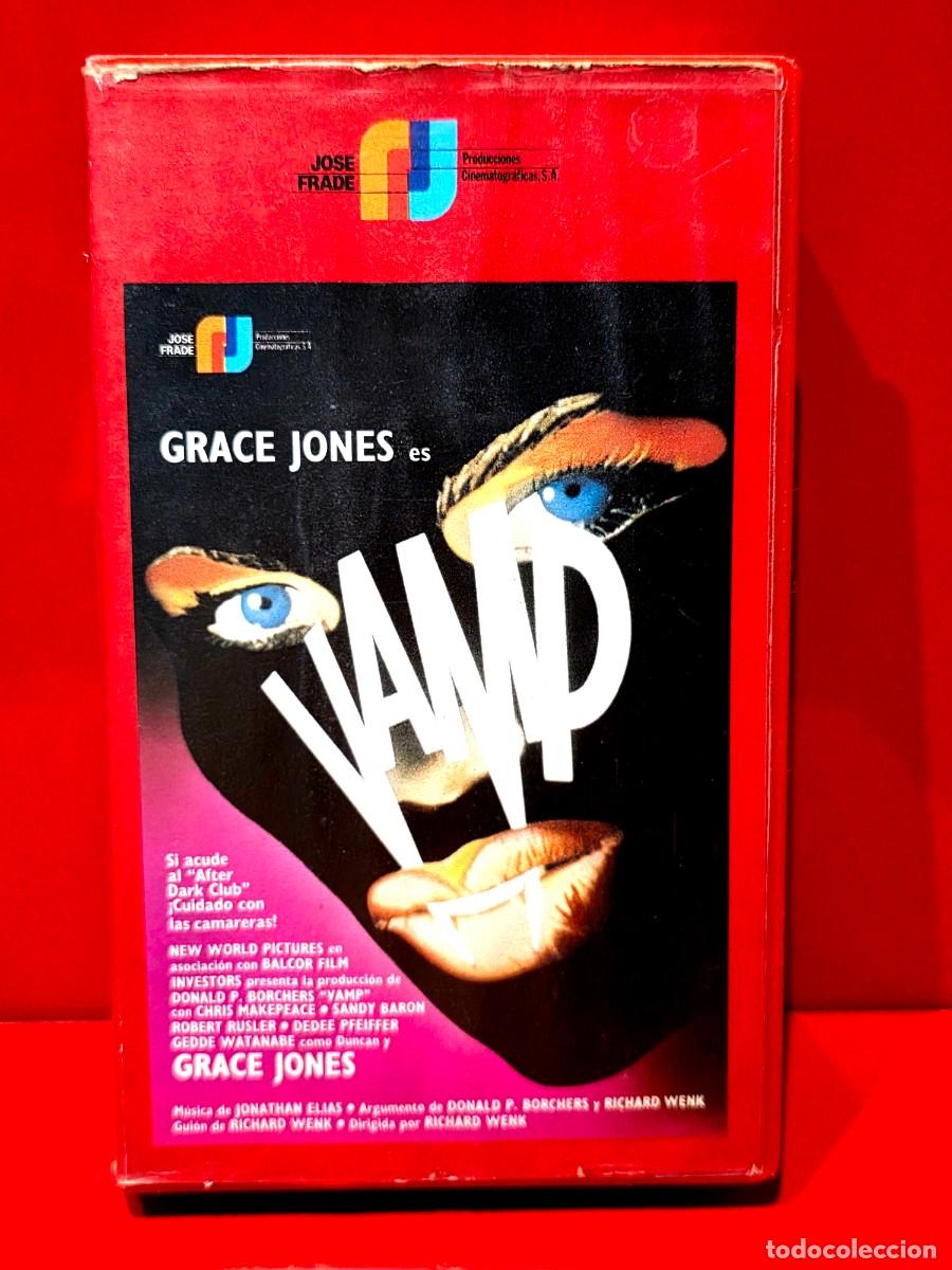 Cine: VAMP (1986) - Chris Makepeace, Robert Rusler, Dedee Pfeiffer, Grace Jones