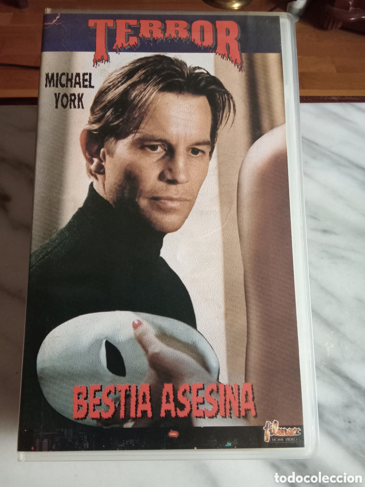 Cine: VHS Bestia Asesina - Michael York