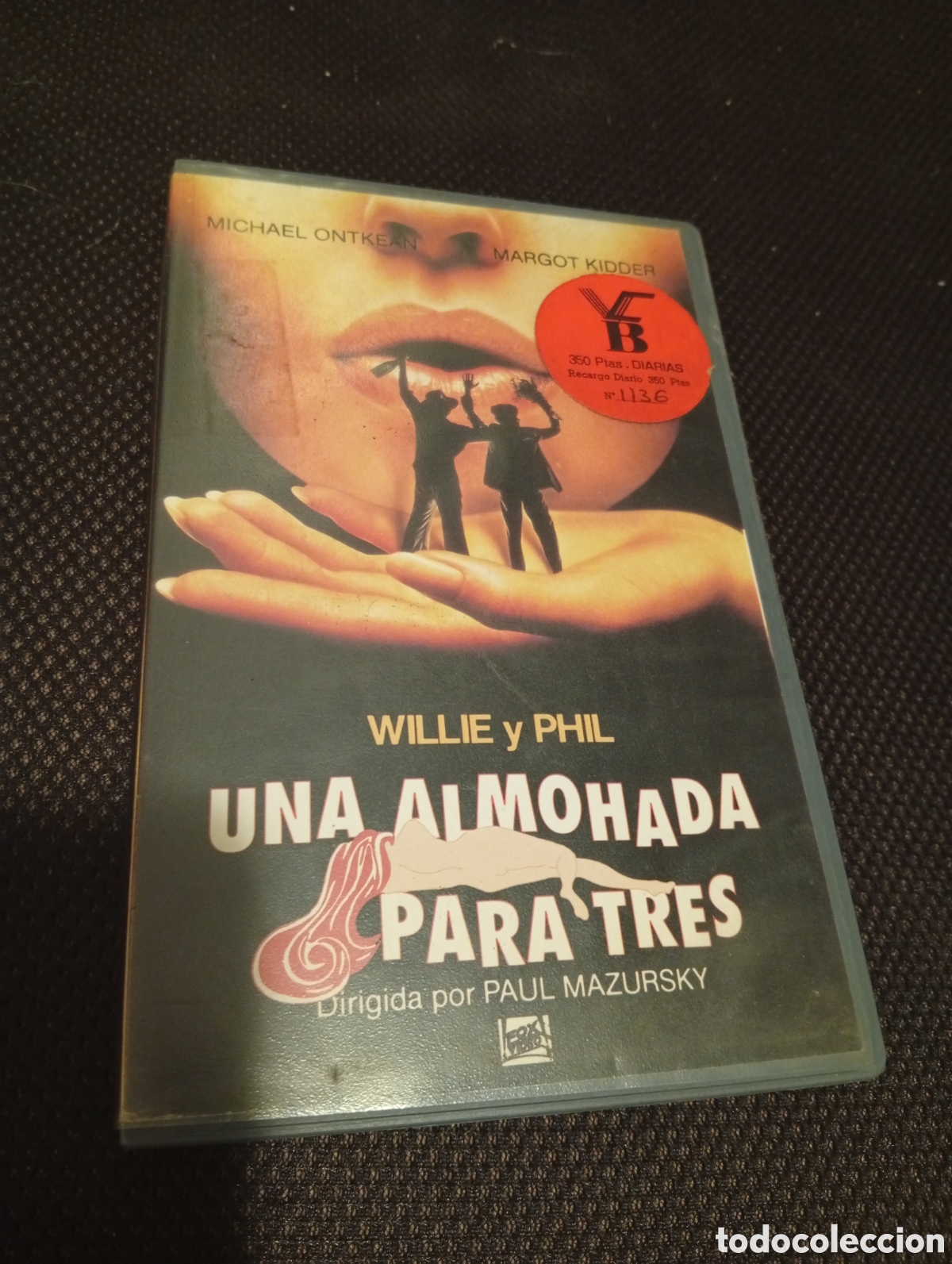 Cine: Una almohada para tres vhs