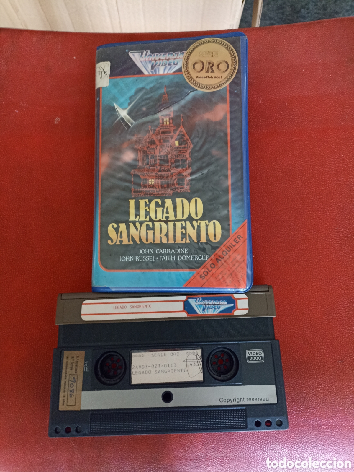 Cine: VIDEO2000-LEGADO SANGRIENTO. NO VHS. UNIVERSAL V&Iacute;DEO