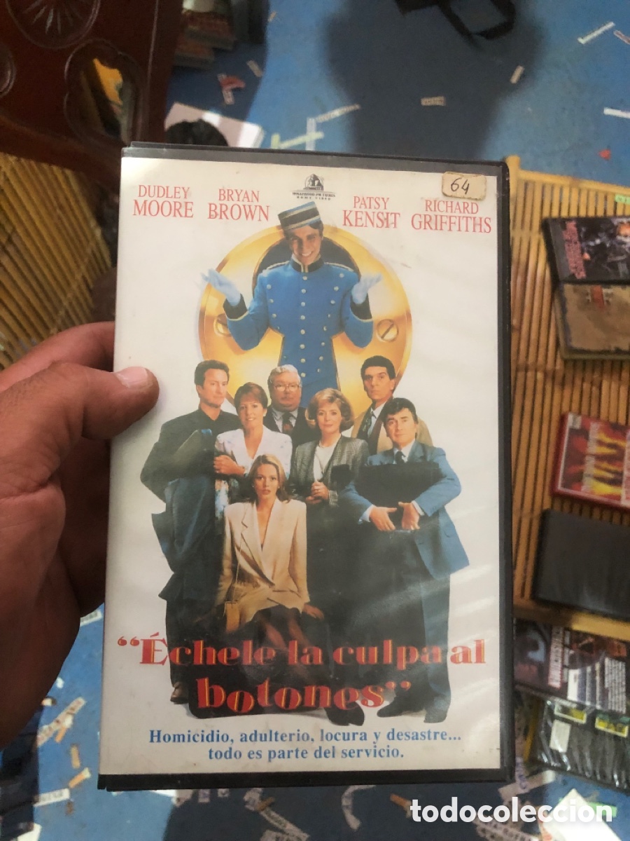 Cine: VHS V&Iacute;DEO CLUB &Eacute;CHALE LA CULPA AL BOTONES