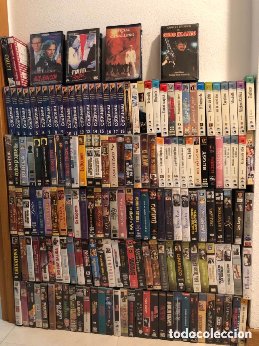 Cine: EN MANO - Lote 117 Cintas VHS - Cine Cl&aacute;sico y Colecci&oacute;n Cousteau