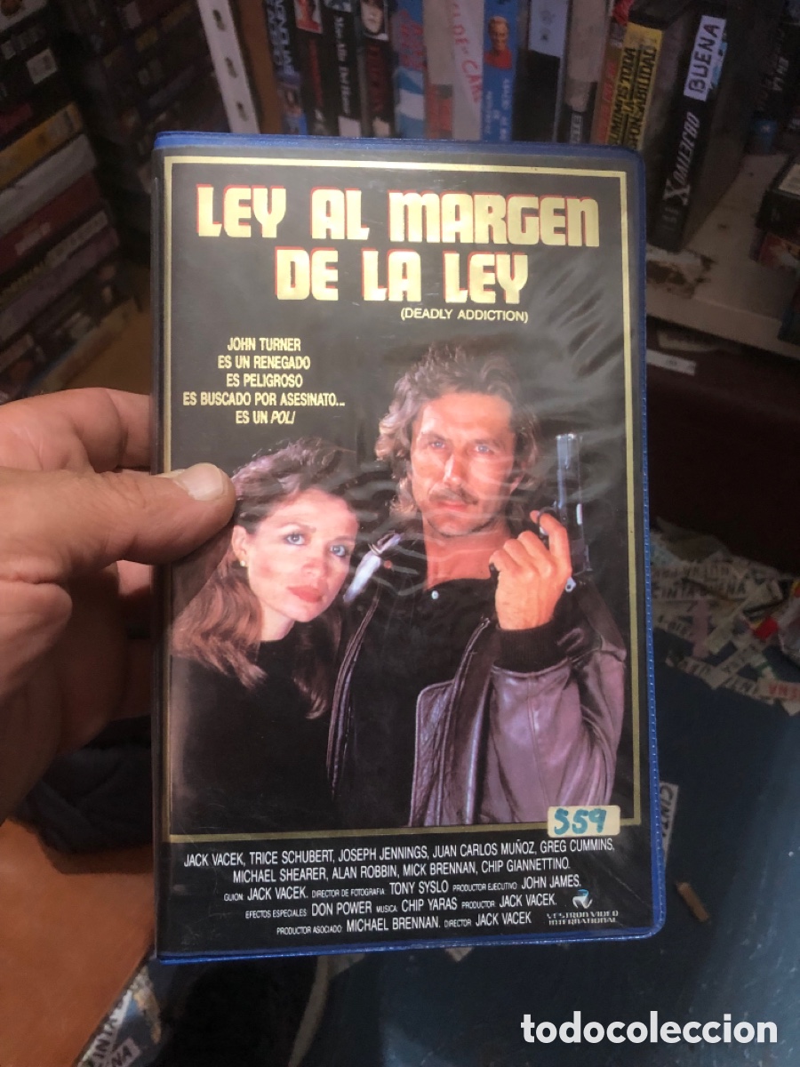 Cine: VHS V&Iacute;DEO CLUB LEY AL MARGEN DE LA LEY