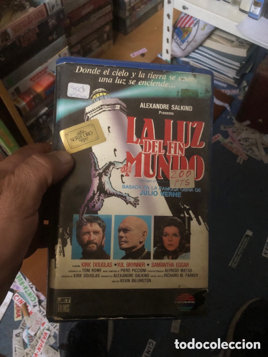 Cine: VHS V&Iacute;DEO CLUB LA LUZ DEL FIN DEL MUNDO