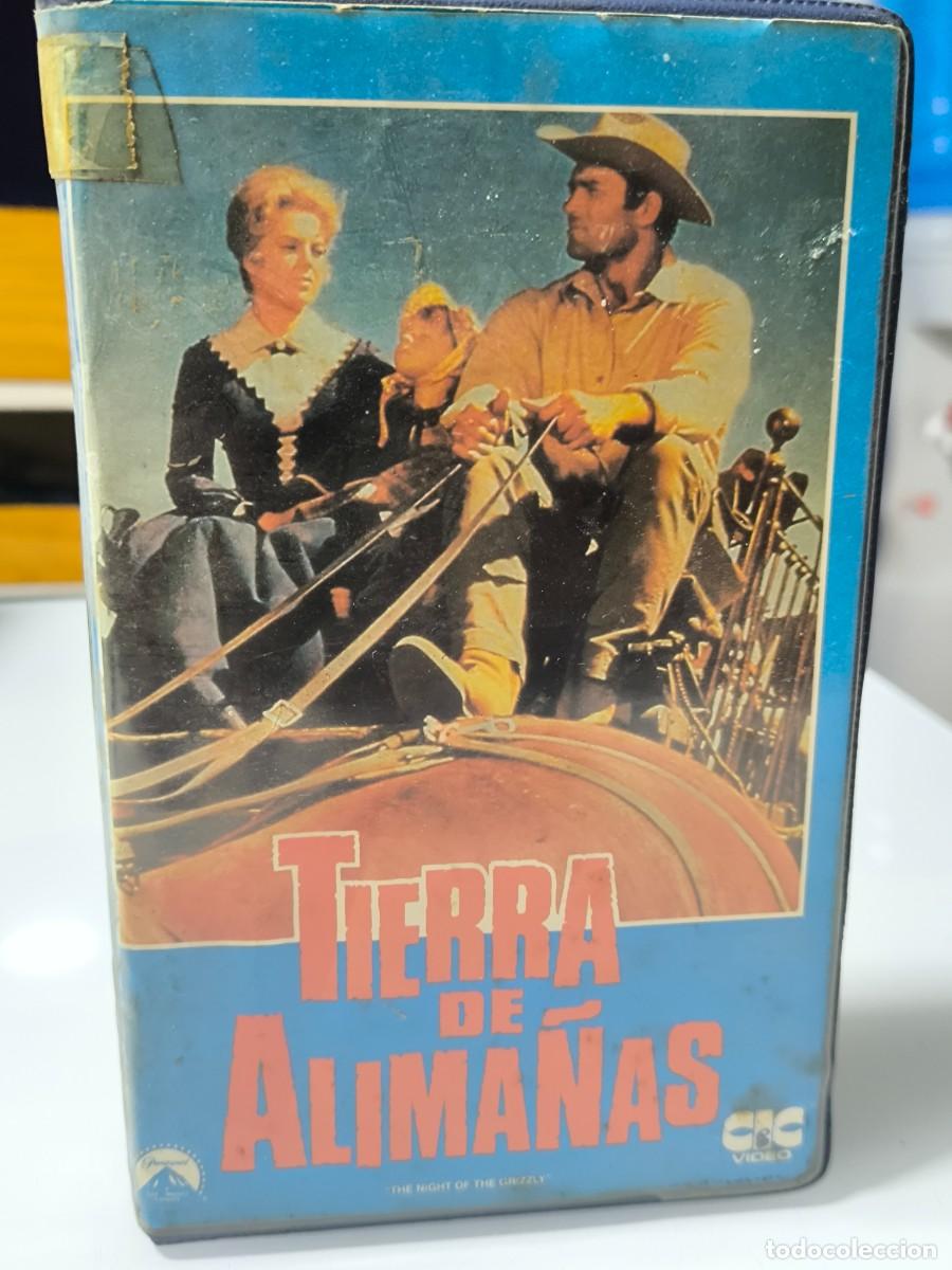 Cine: Tierra De Alima&ntilde;as VHS