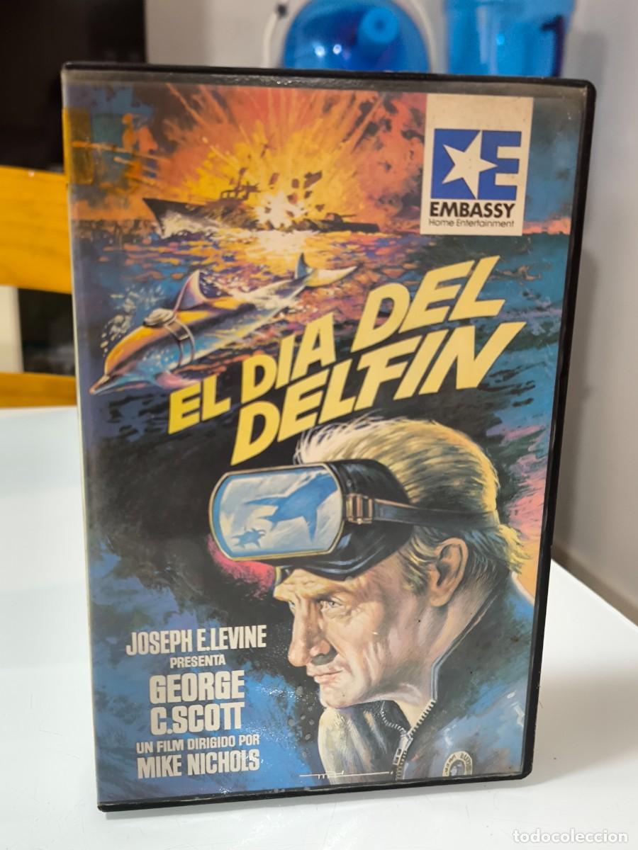Cine: El d&iacute;a del Delf&iacute;n VHS embassy