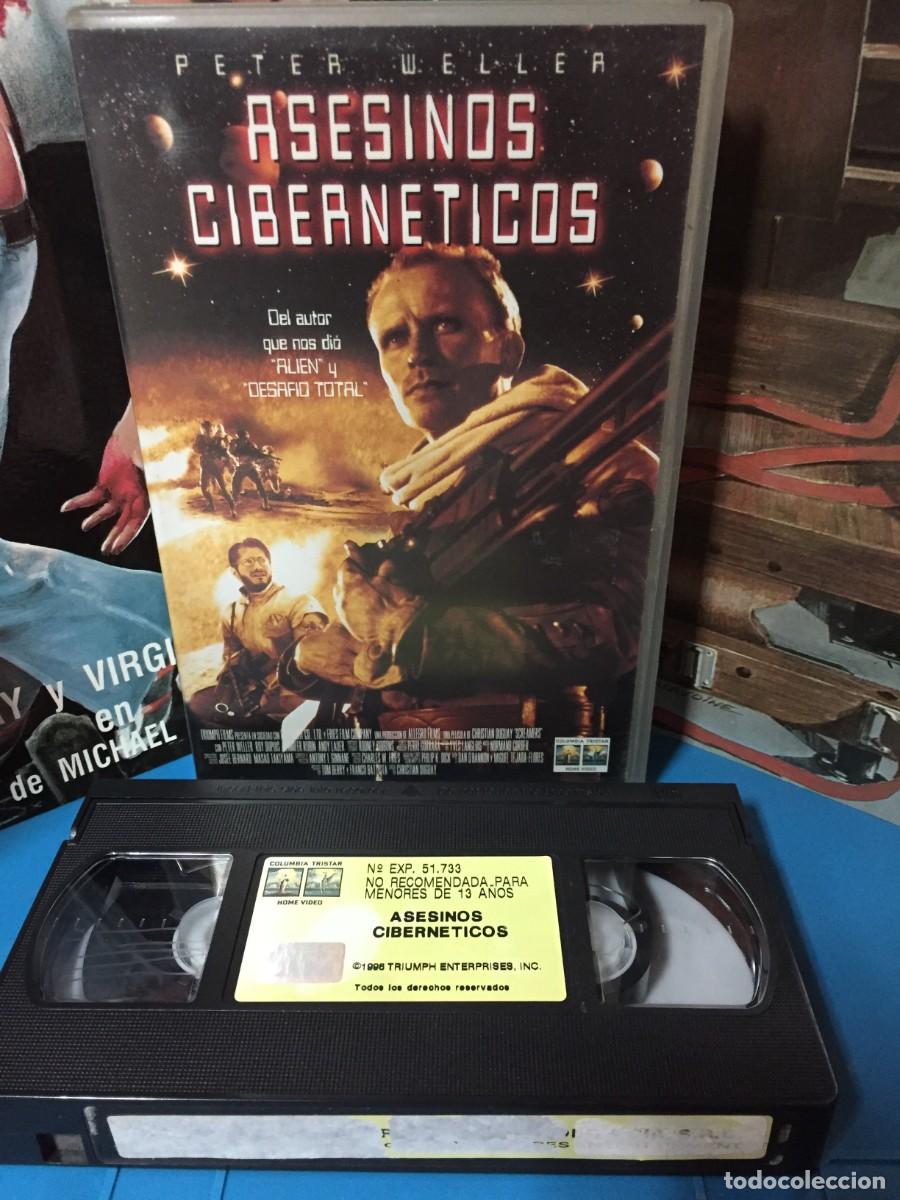 Cine: vhs Asesinos ciberneticos