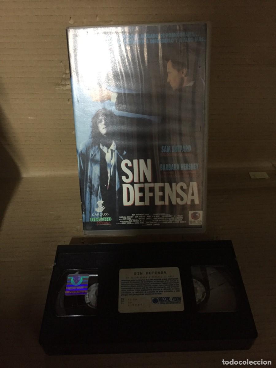 Cine: Vhs Sin defensa Barbara Hershey - Foto 1
