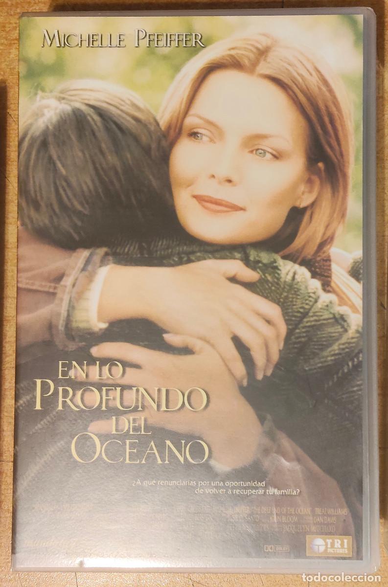 Cine: pel&iacute;cula En lo profundo del oc&eacute;ano (t&iacute;tulo original: The Deep End of the Ocean). - vhs
