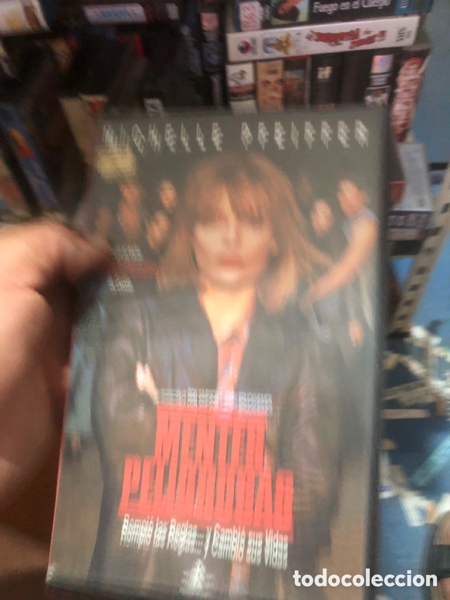 Cine: VHS V&Iacute;DEO CLUB MENTES PELIGROSAS