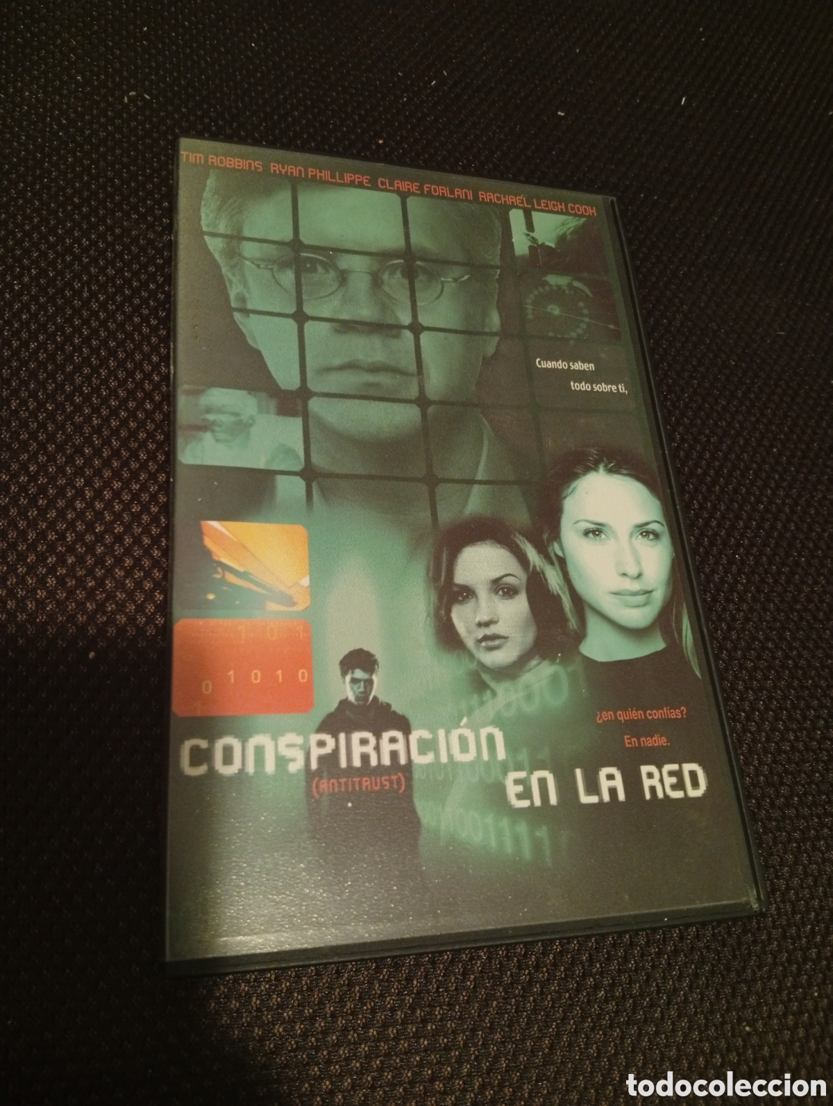 Cine: Conspiraci&oacute;n en la red vhs