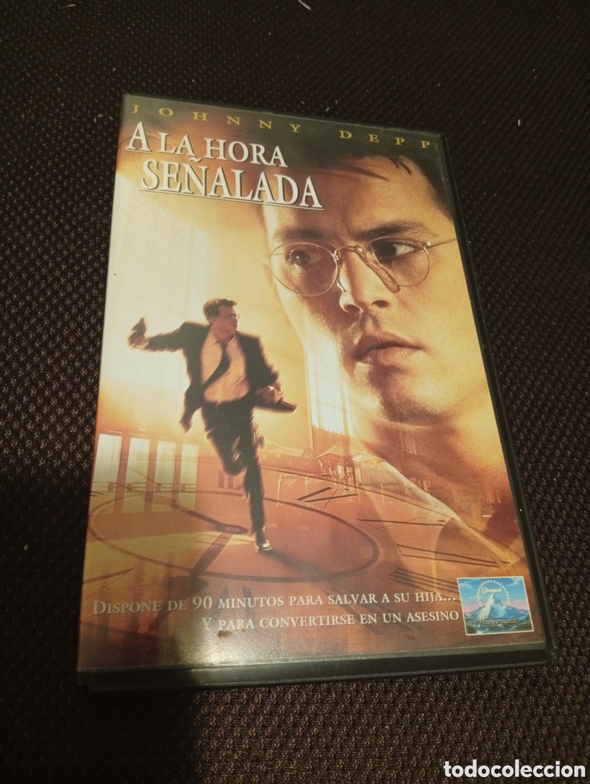 Cine: A la hora se&ntilde;alada vhs
