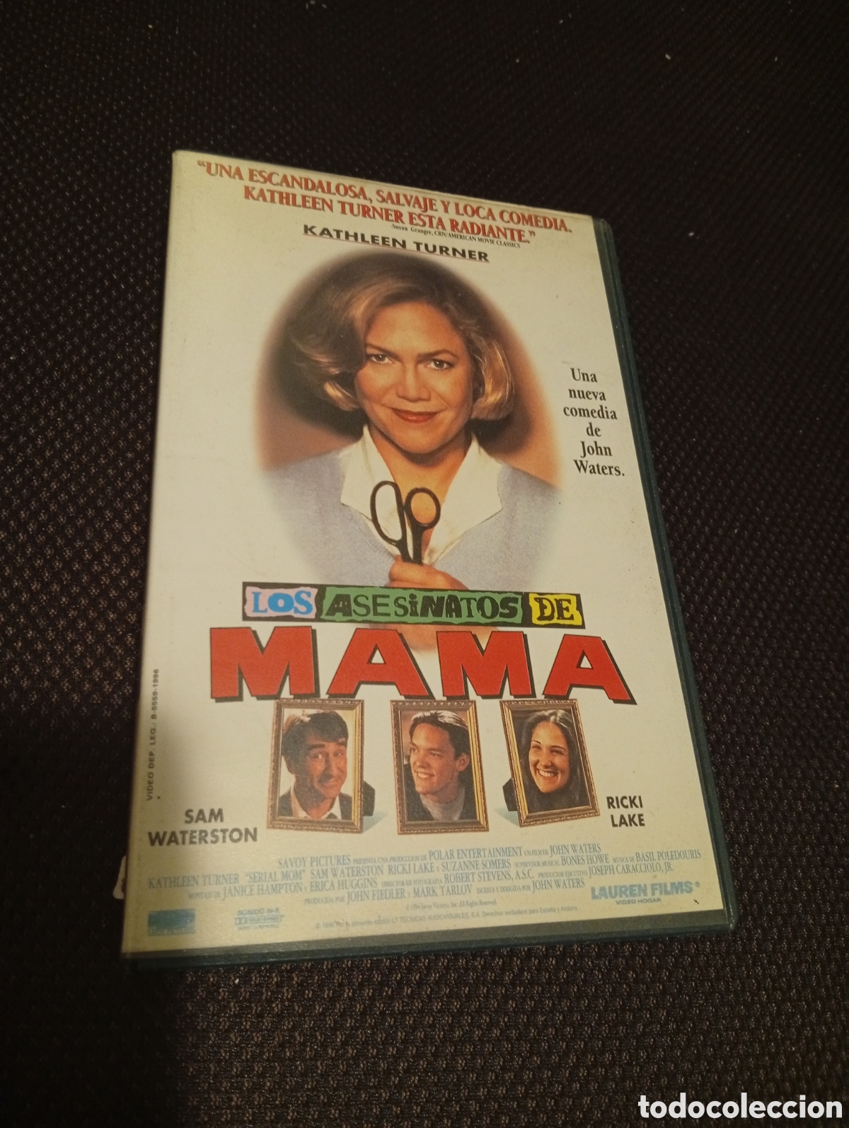 Cine: Los asesinatos de mam&aacute; vhs