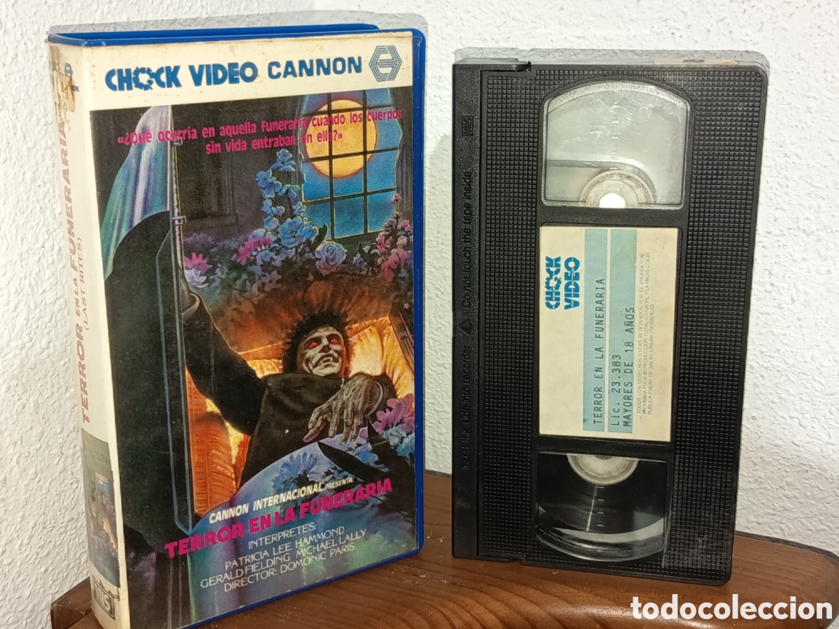 Cine: Terror en la funeraria. Pel&iacute;cula en v&iacute;deo VHS