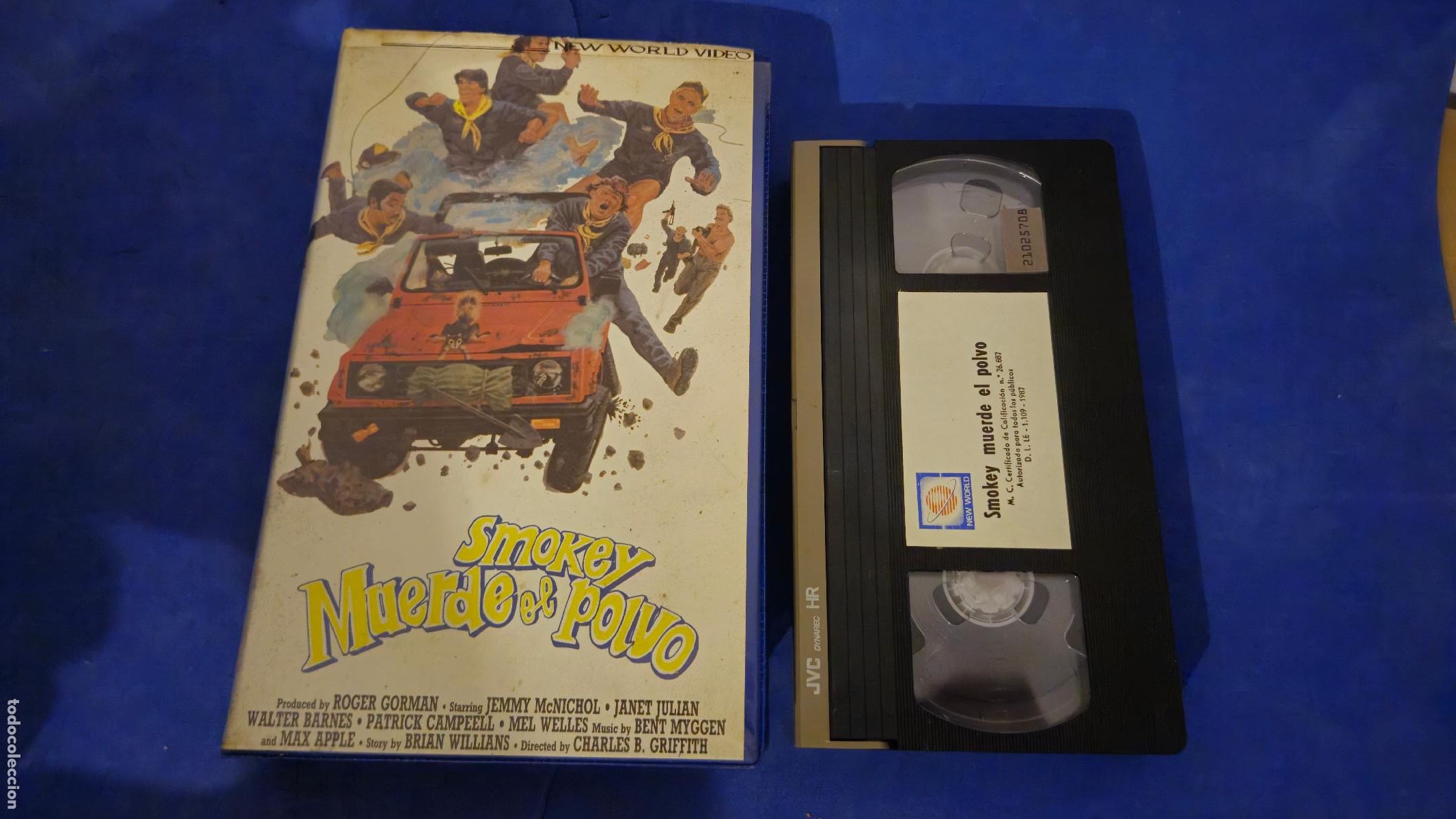 Cine: SMOKEY MUERDE EL POLVO VHS (RT5 RT6)