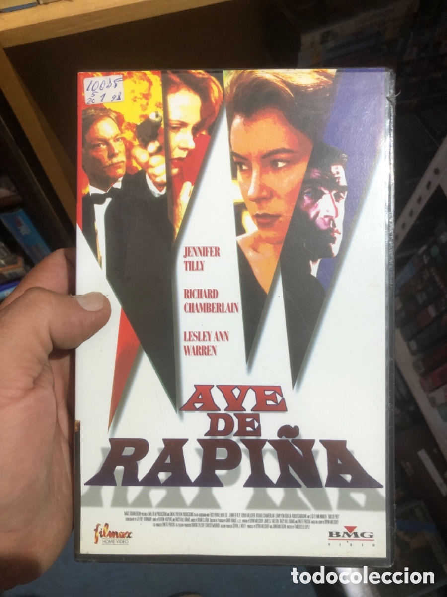Cine: VHS V&Iacute;DEO CLUB AVE RAPI&Ntilde;A