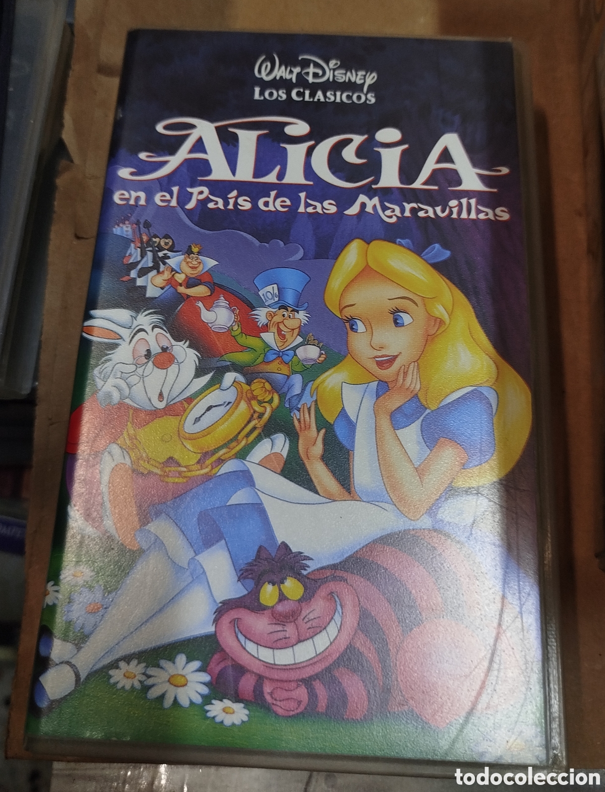 Cine: Alicia en el pais de las maravillas. VHS