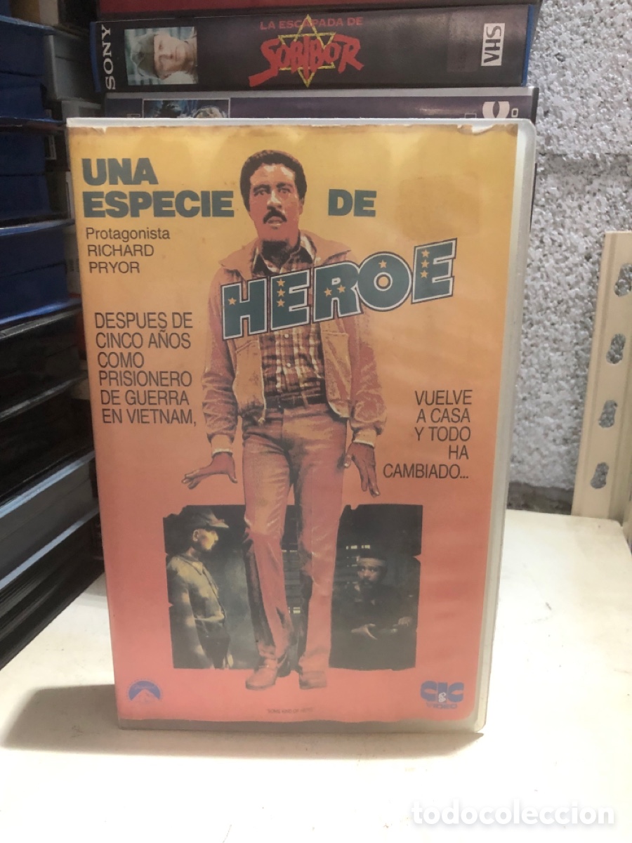 Cine: VHS V&Iacute;DEO CLUB UNA ESPECIE DE H&Eacute;ROE