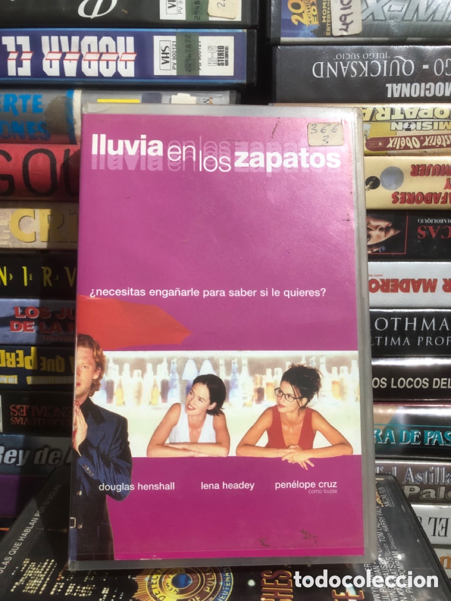 Cine: VHS V&Iacute;DEO CLUB LLUVIA EN LOS ZAPATOS