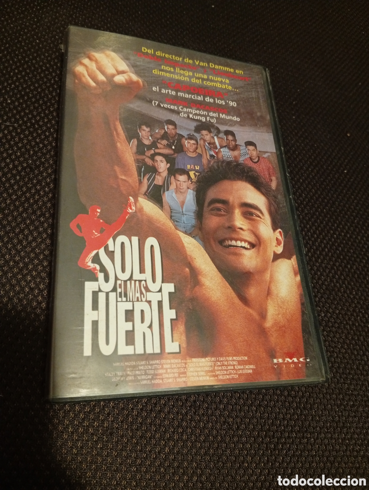 Cin&eacute;ma: Solo el m&aacute;s fuerte vhs