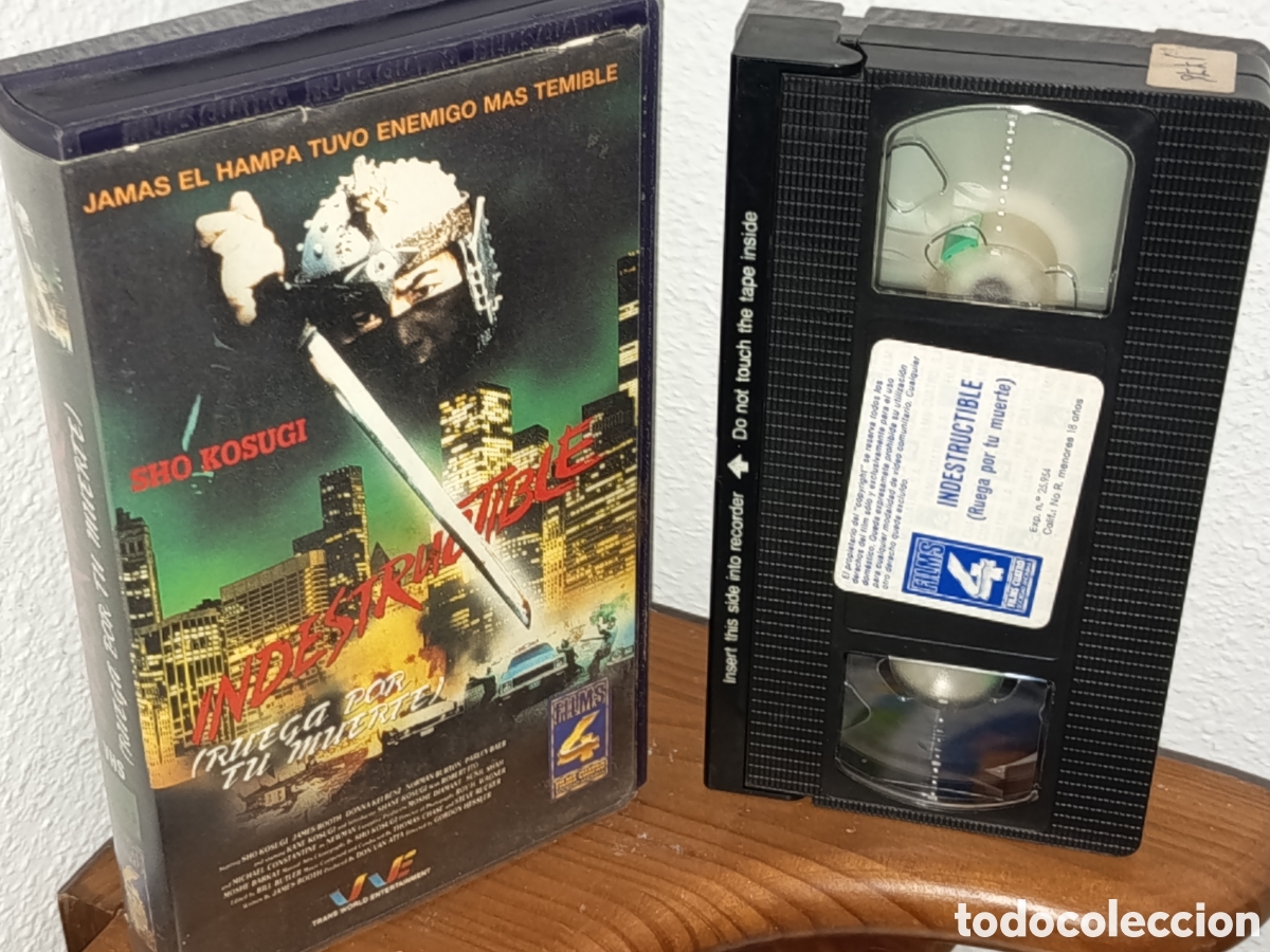 Cine: Indestructible. Pel&iacute;cula VHS