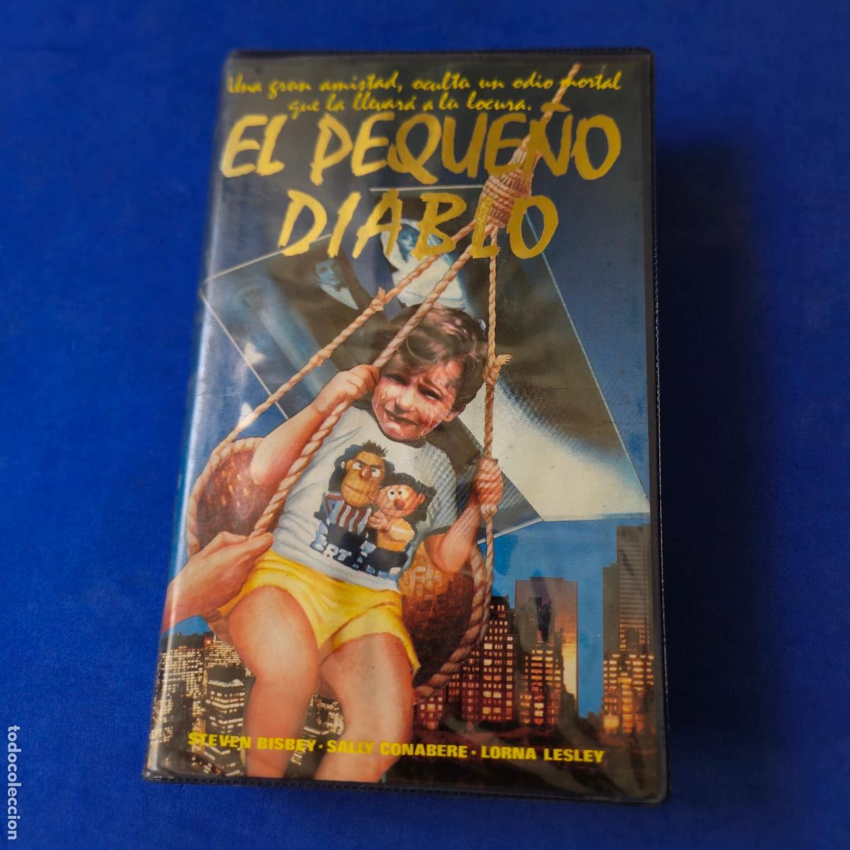 Cine: EL PEQUE&Ntilde;O DIABLO VHS (OO6 OO7)
