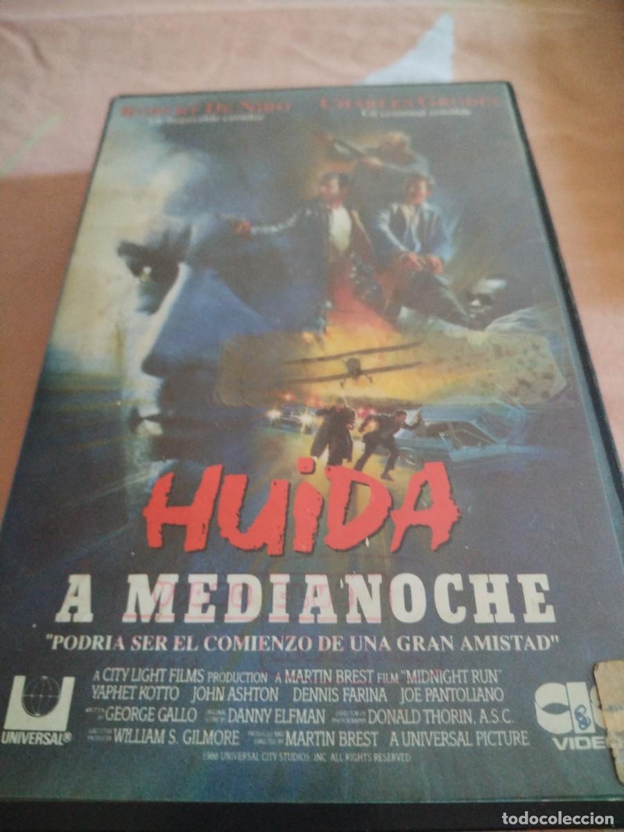 Kino: VHS - HUIDA A MEDIANOCHE - 42