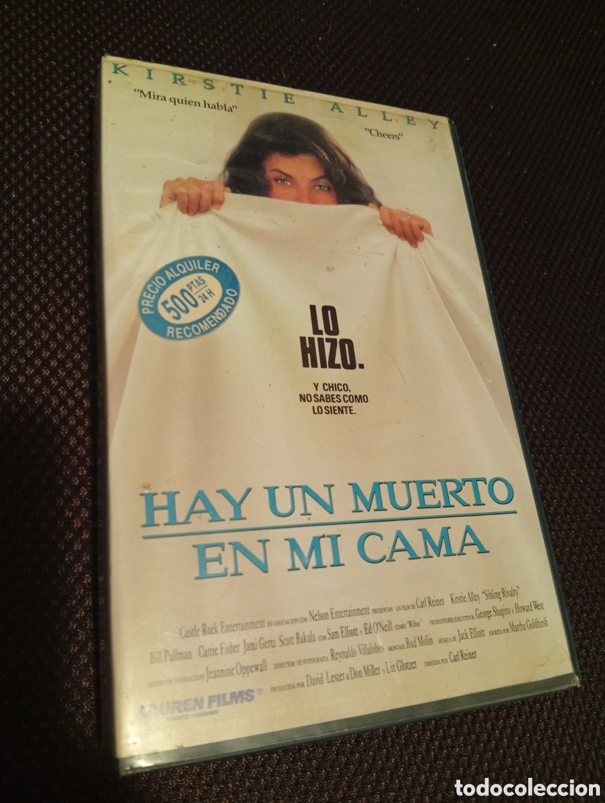 Cine: Hay un muerto en mi cama vhs