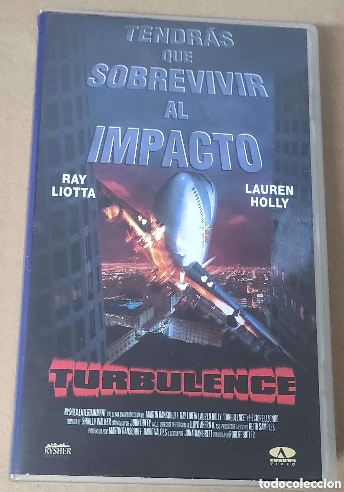 Cine: TURBULENCE - RAY LIOTTA