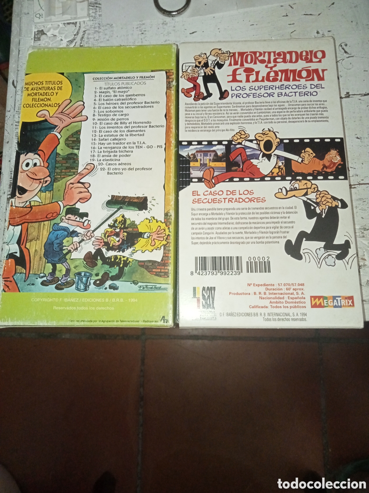 Cine: 2 VHS Mortadelo y Filemon - Foto 2