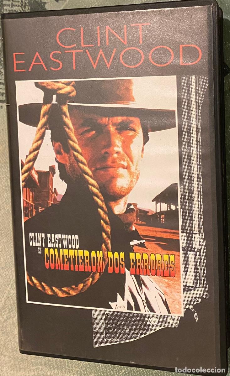 Cine: Caja y car&aacute;tula originales de VHS 'Cometieron dos errores', con Clint Eastwood. Cinta no inclu&iacute;da.