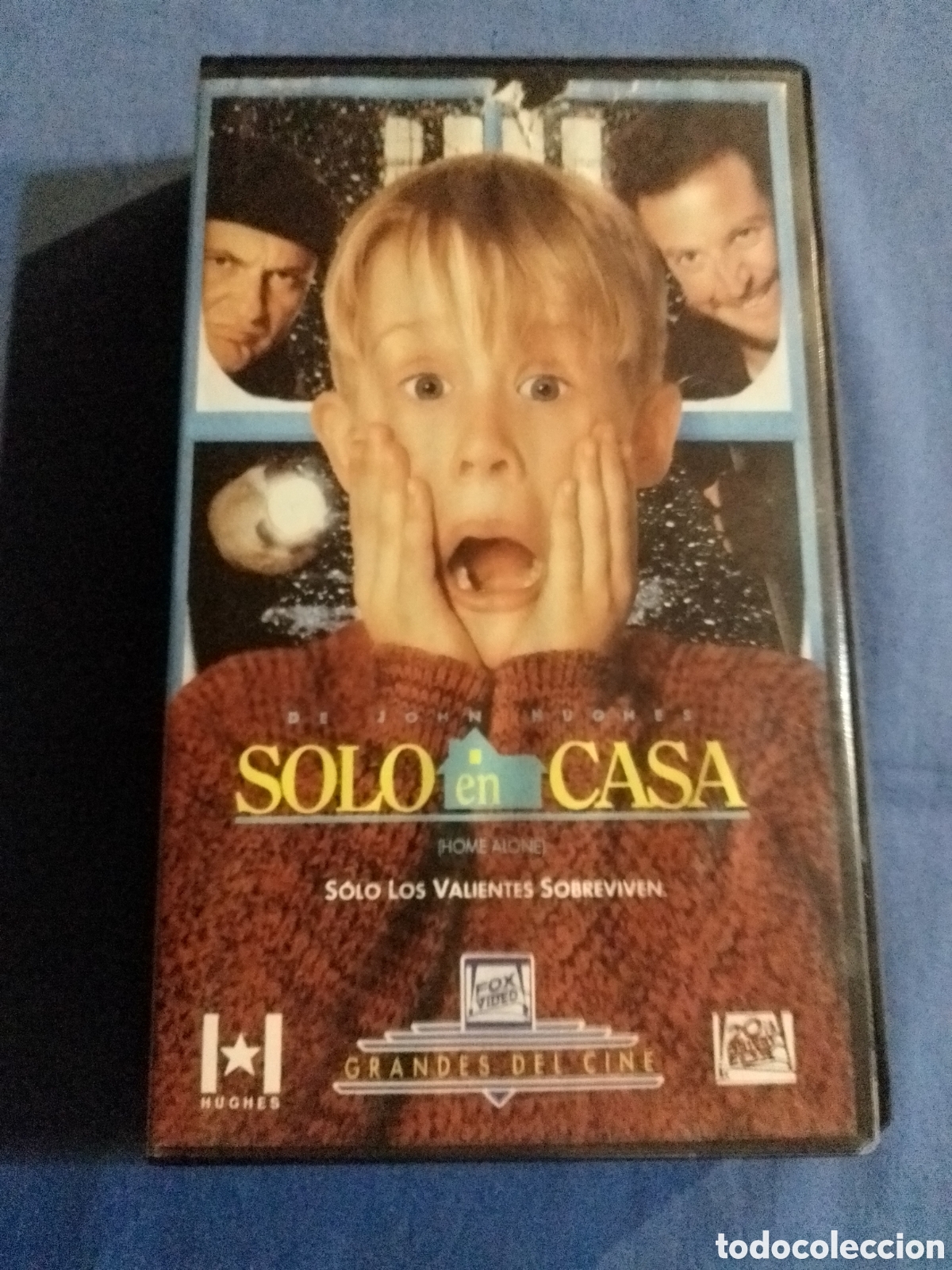 Cine: Pel&iacute;cula VHS Solo en casa