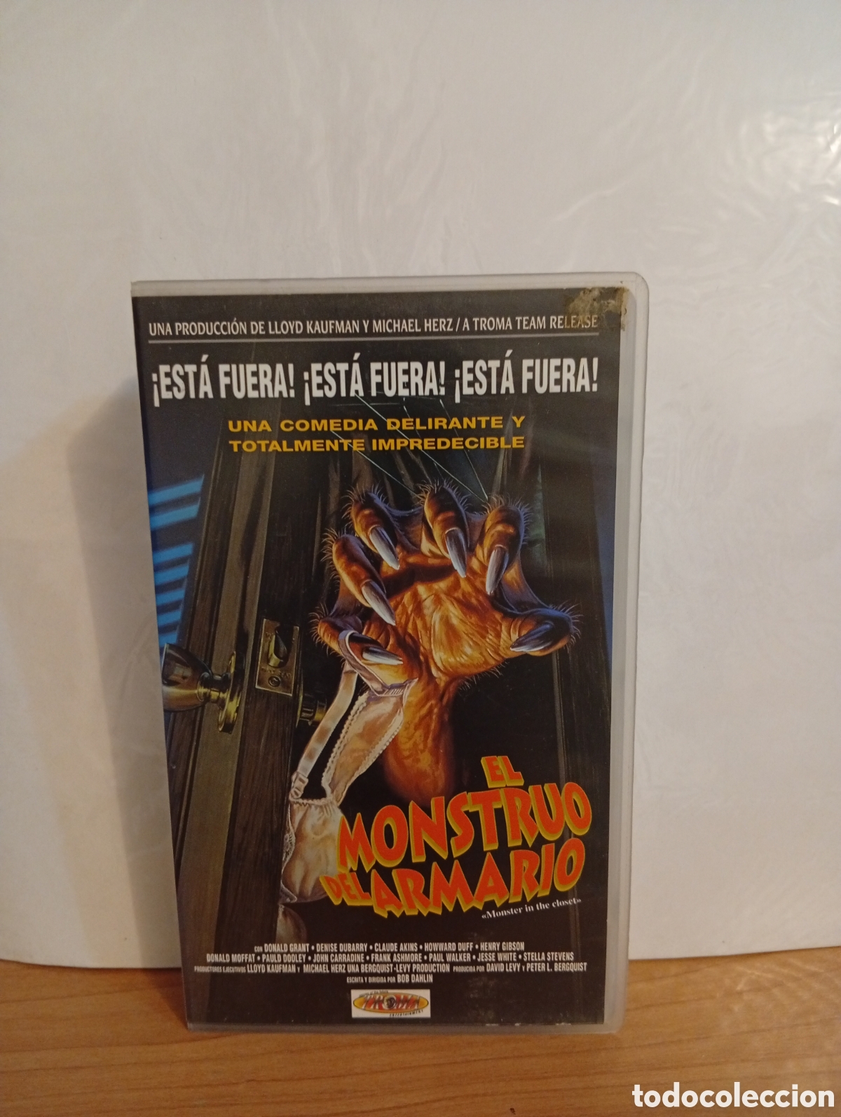 Cine: El monstruo del armario vhs