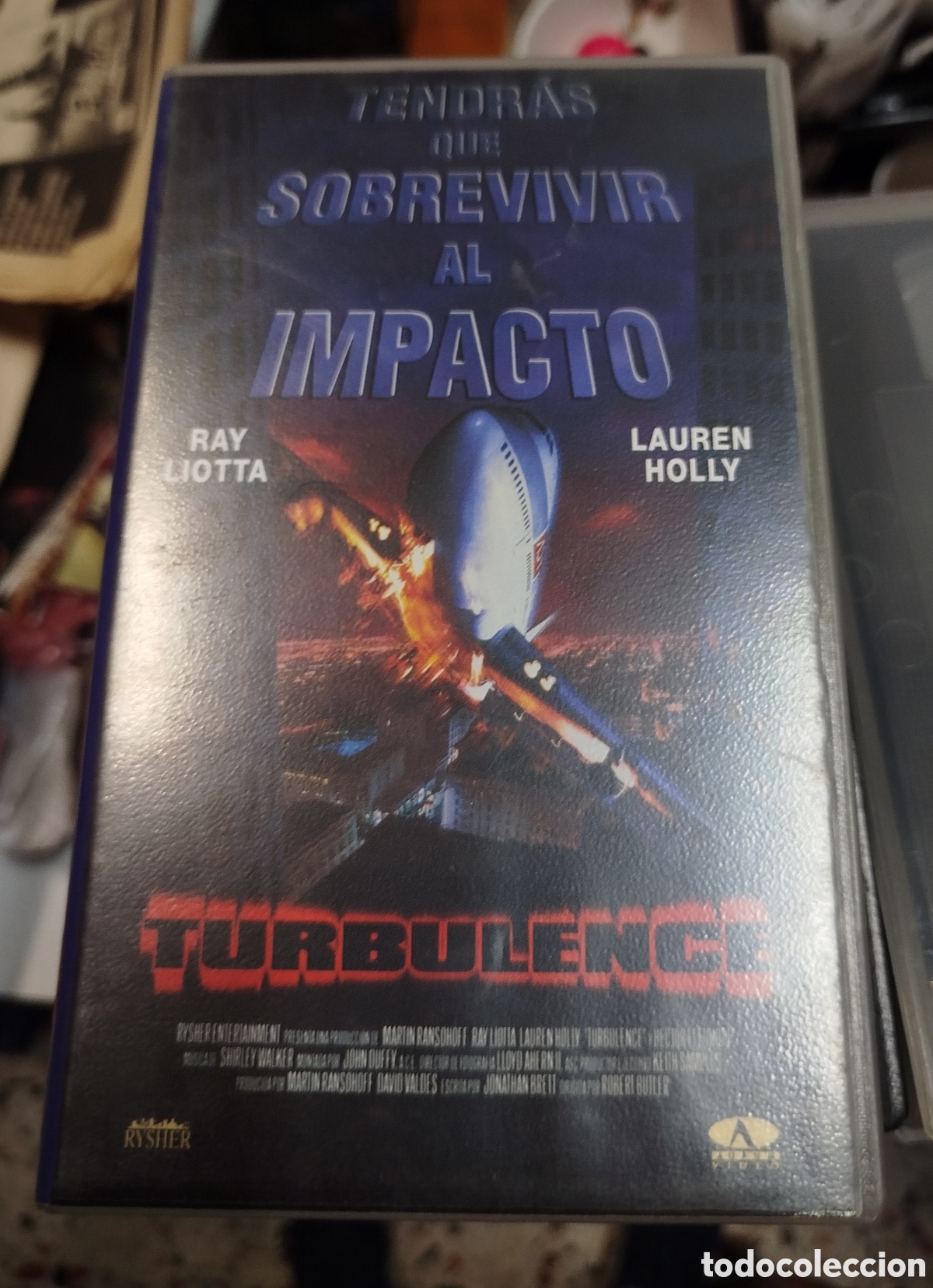 Cine: TURBULENCE. TENDR&Aacute;S QUE SOBREVIVIR AL IMPACTO. VHS