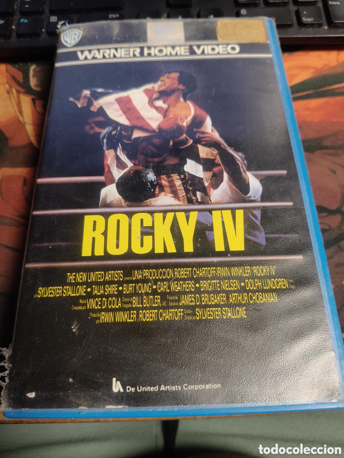 Cine: Rocky 4 VHS ( Car&aacute;tula y caja en mal estado )