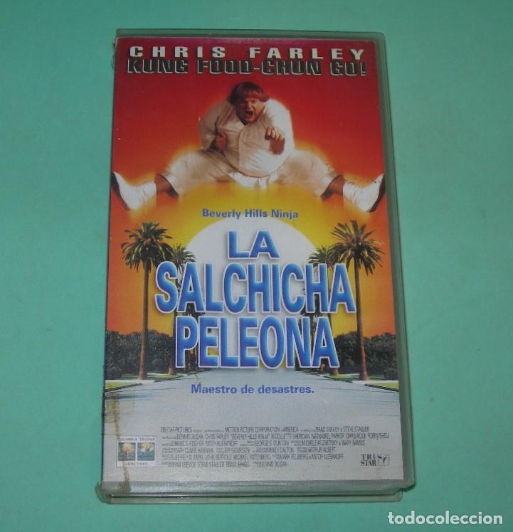 Cine: PEL&Iacute;CULA VHS LA SALCHICHA PELEONA - CHRIS FARLEY -