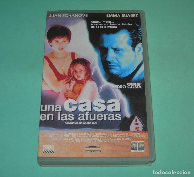 Cine: PEL&Iacute;CULA VHS UNA CASA EN LAS AFUERAS - JUAN ECHANOVE - EMMA SUAREZ -