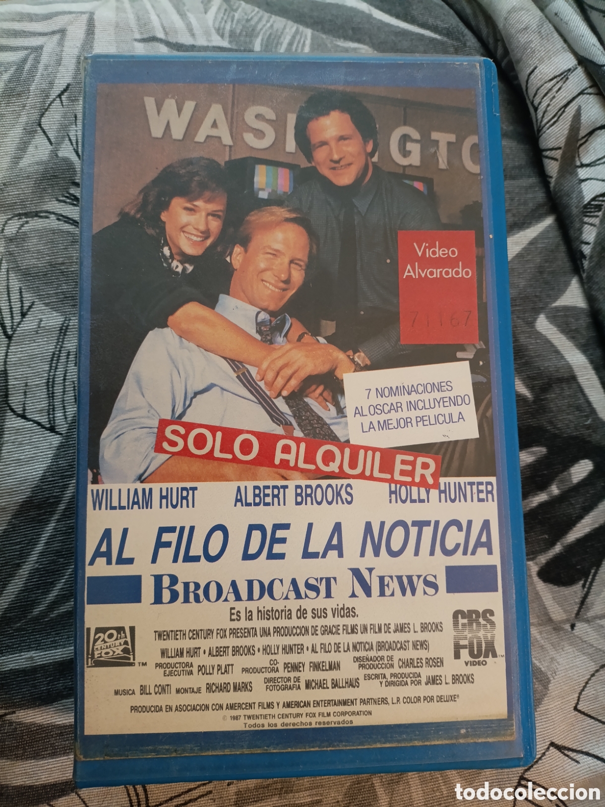 Cine: AL FILO DE LA NOTICIA BROADCAST NEWS [ VHS CAJA PEQUE&Ntilde;A]