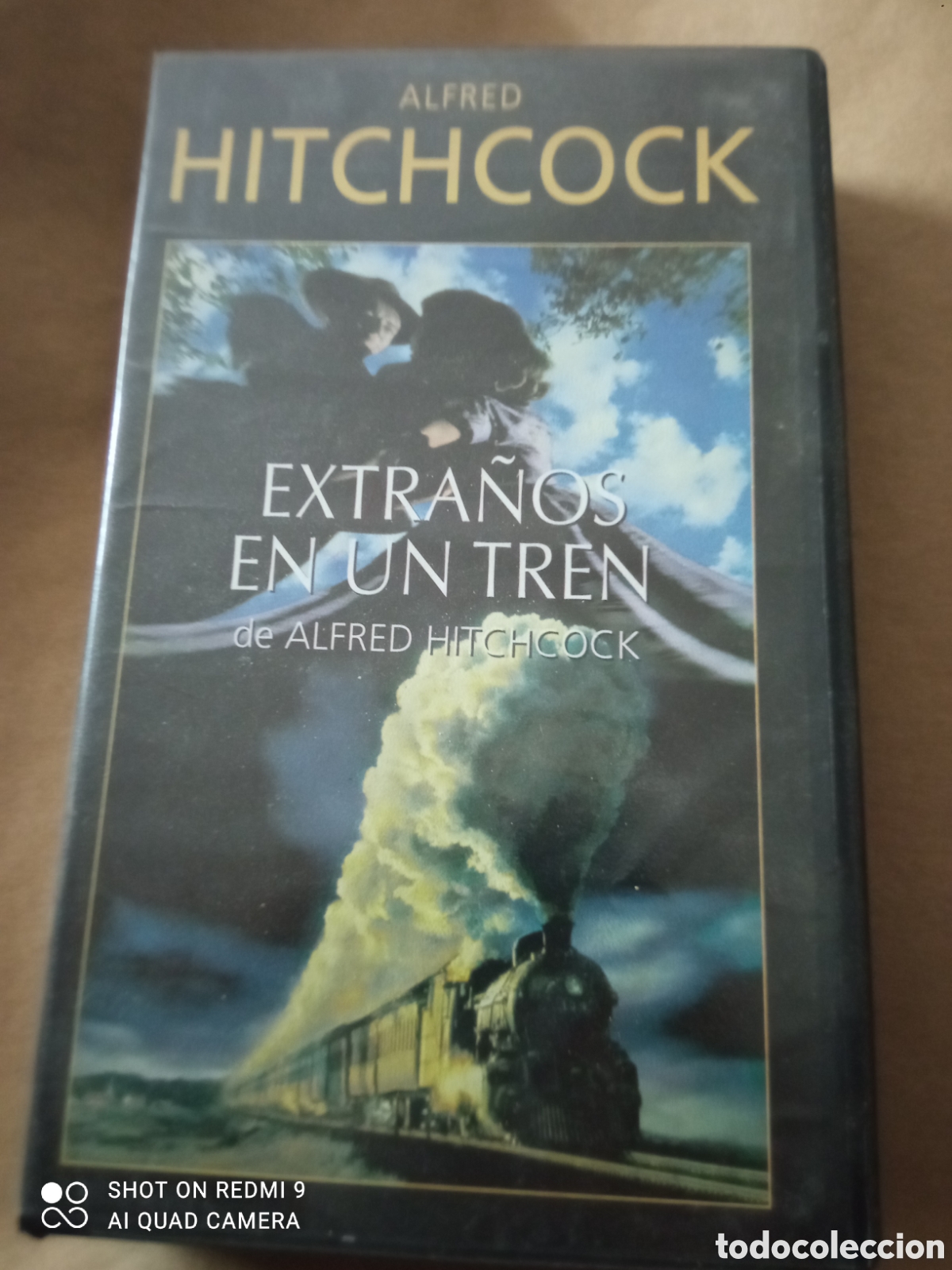 Cine: Extra&ntilde;os en un tren pel&iacute;cula vhs caja peque&ntilde;a