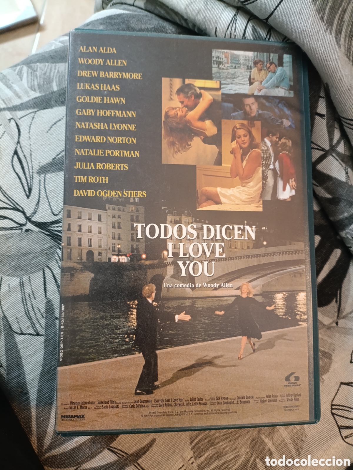 Cine: TODOS DICEN I LOVE YOU [ VHS CAJA GRANDE ]