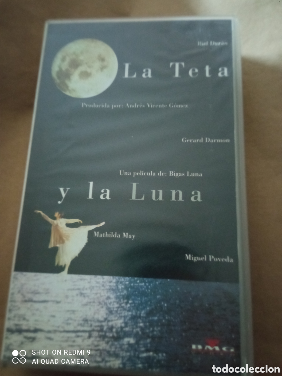 Cine: La teta y la luna pel&iacute;cula vhs caja peque&ntilde;a