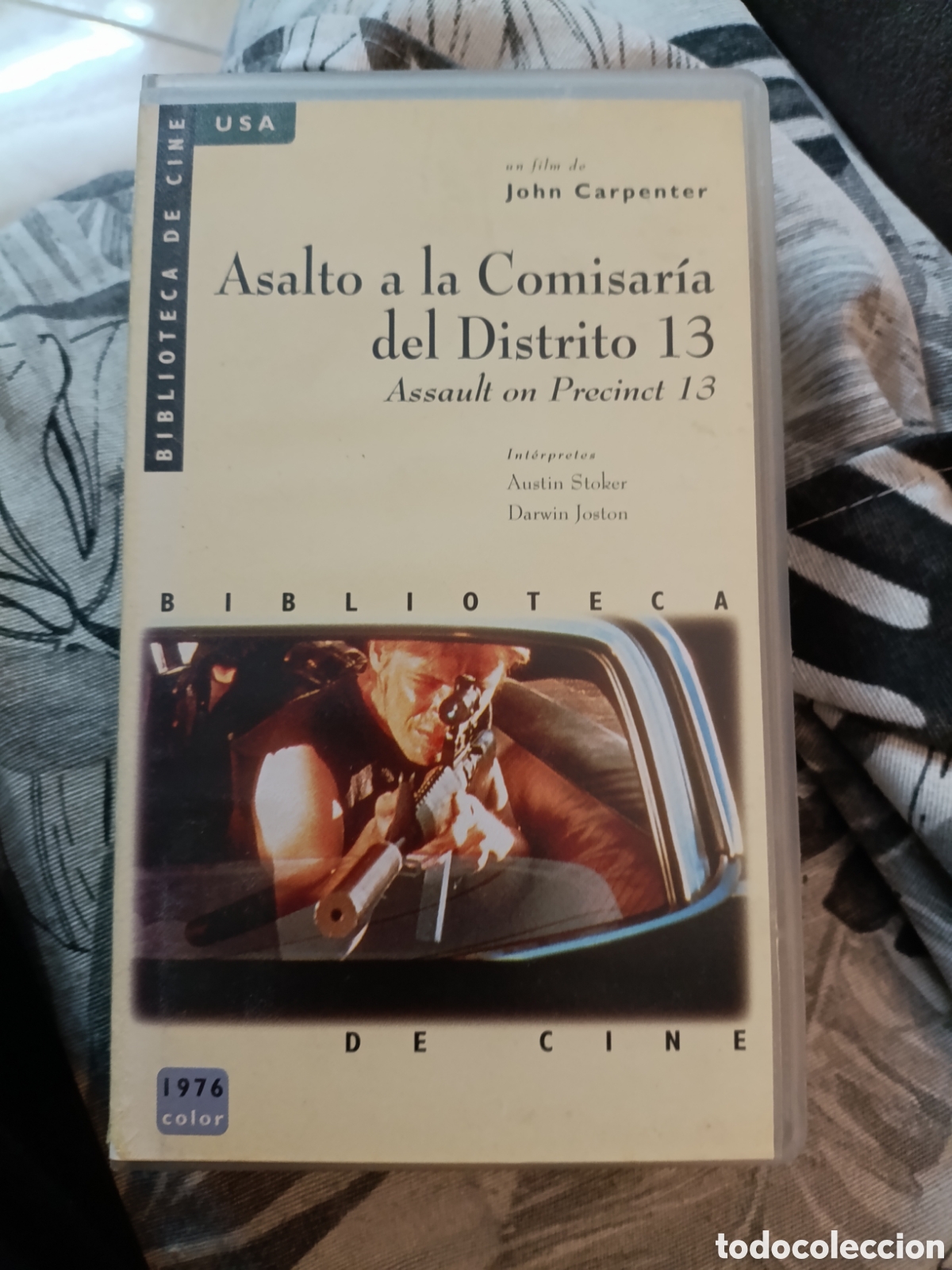 Cine: ASALTA LA COMISAR&Iacute;A DEL DISTRITO 13 [ VHS CAJA PEQUE&Ntilde;A ]