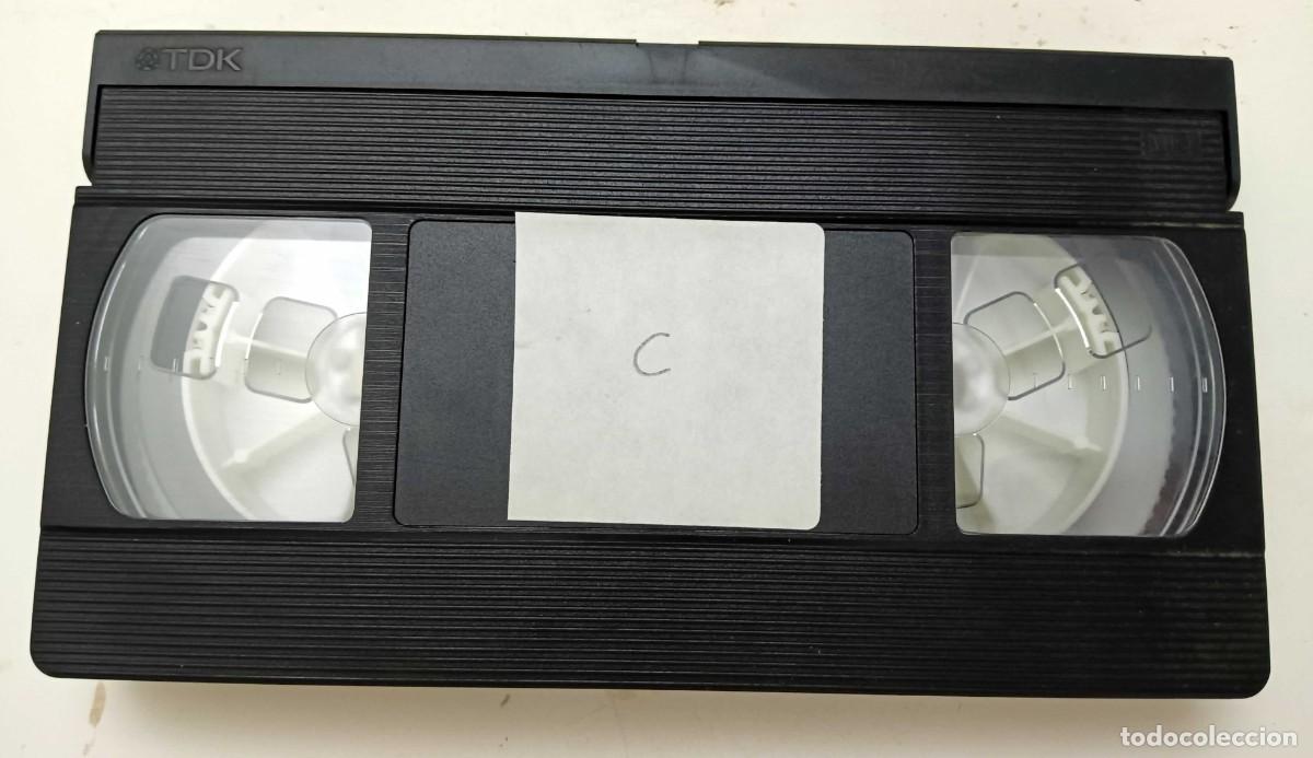 Cine: VHS Usada TDK &ndash; Cuerpo de Cinta con Etiqueta &rdquo;C&rdquo; &ndash; A&ntilde;os 80/90