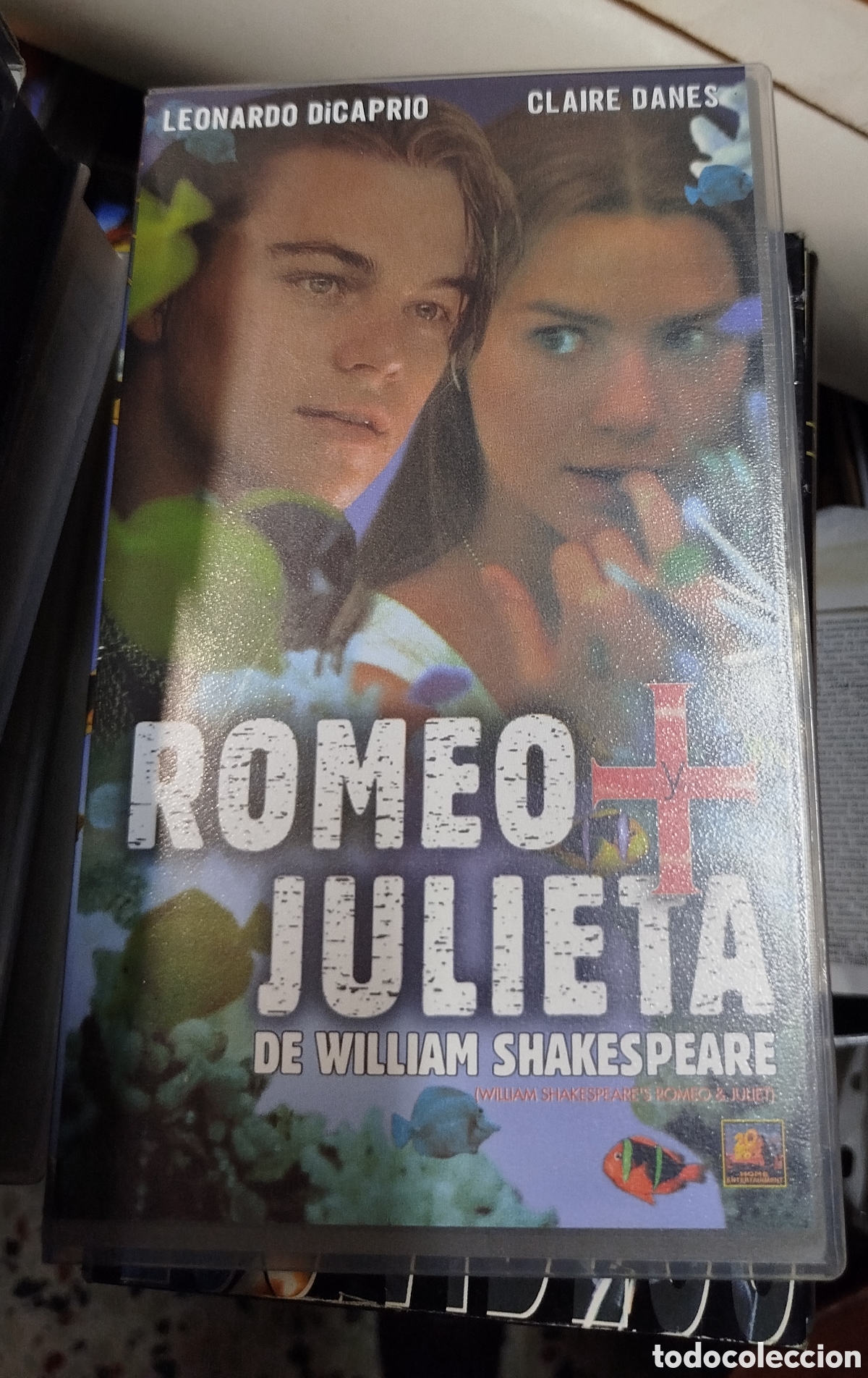 Cine: Romeo + Julieta. VHS
