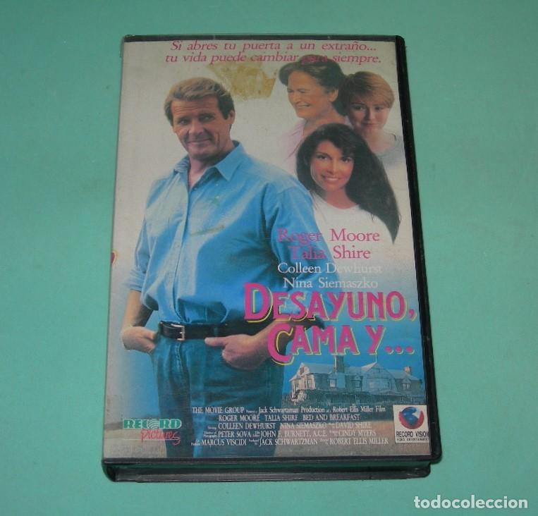 Cine: PEL&Iacute;CULA VHS DESAYUNO, CAMA Y... - ROGER MOORE - TALIA SHIRE -
