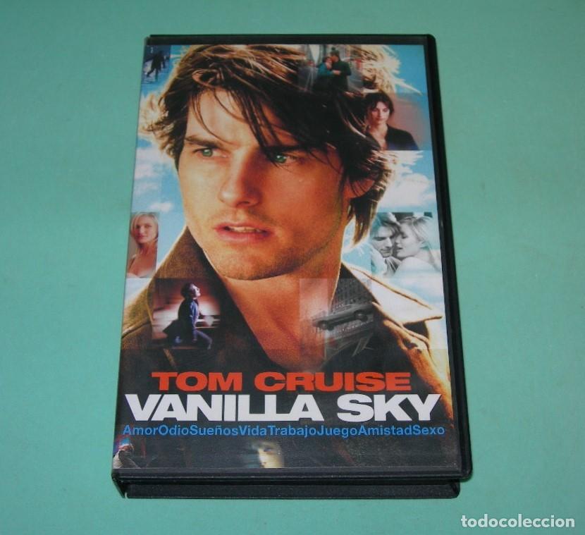 Cine: PEL&Iacute;CULA VHS VANILLA SKY - TOM CRUISE - PEN&Eacute;LOPE CRUZ -