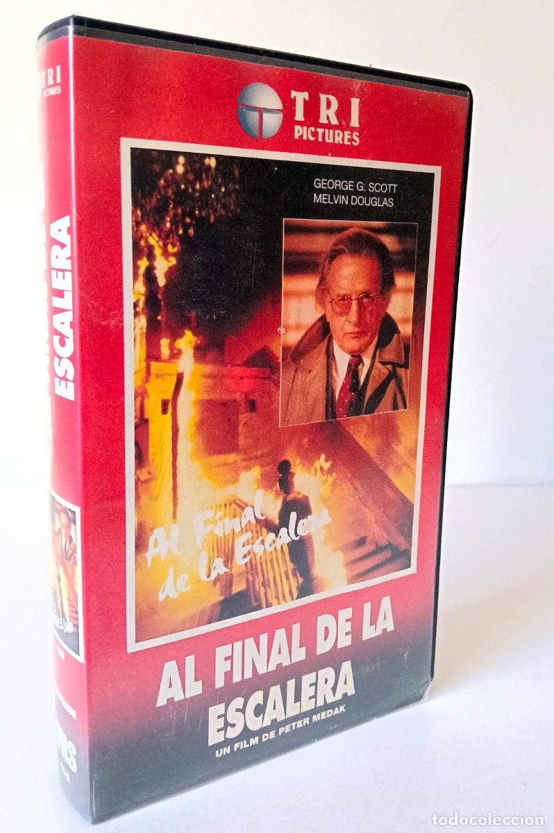 Cine: PELICULA VHS AL FINAL DE LA ESCALERA - Foto 1
