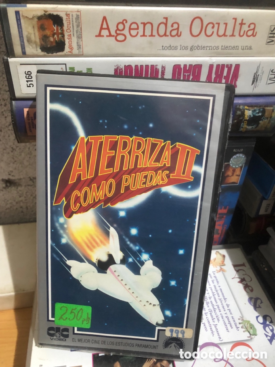 Cine: VHS ATERRIZA COMO PUEDAS 2