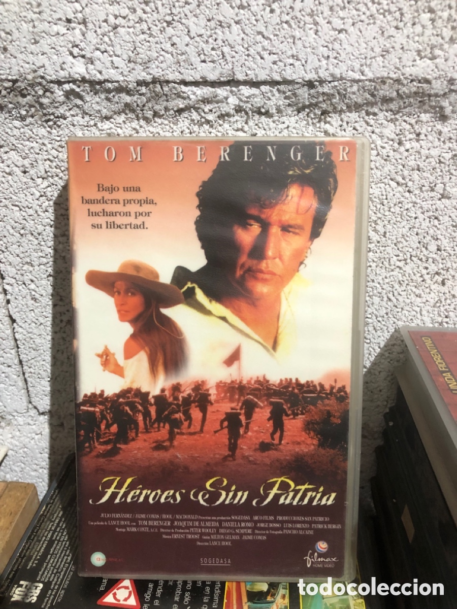 Cine: VHS V&Iacute;DEO CLUB H&Eacute;ROES SIN PATRIA