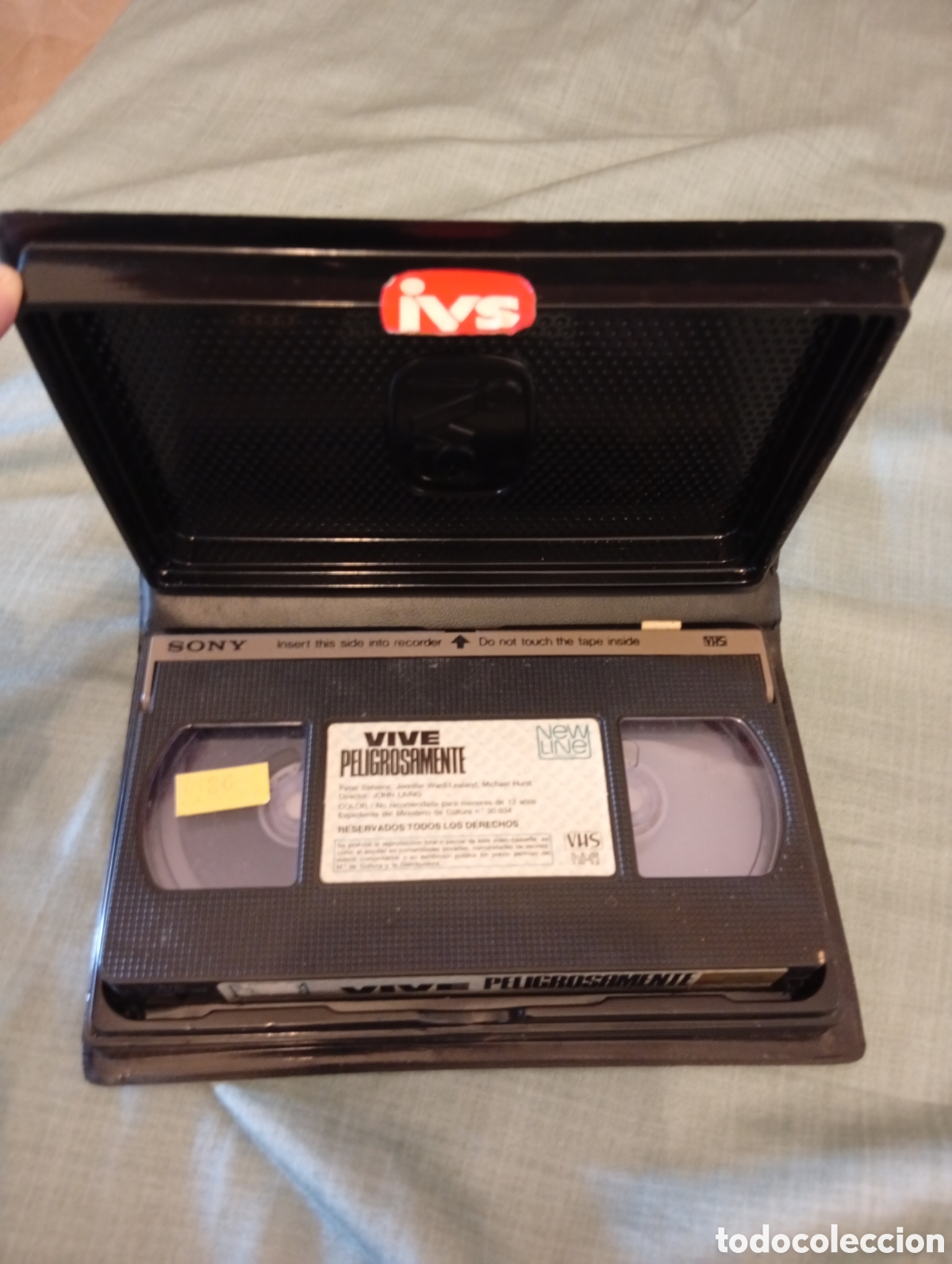 Cine: Vive peligrosamente vhs - Foto 3